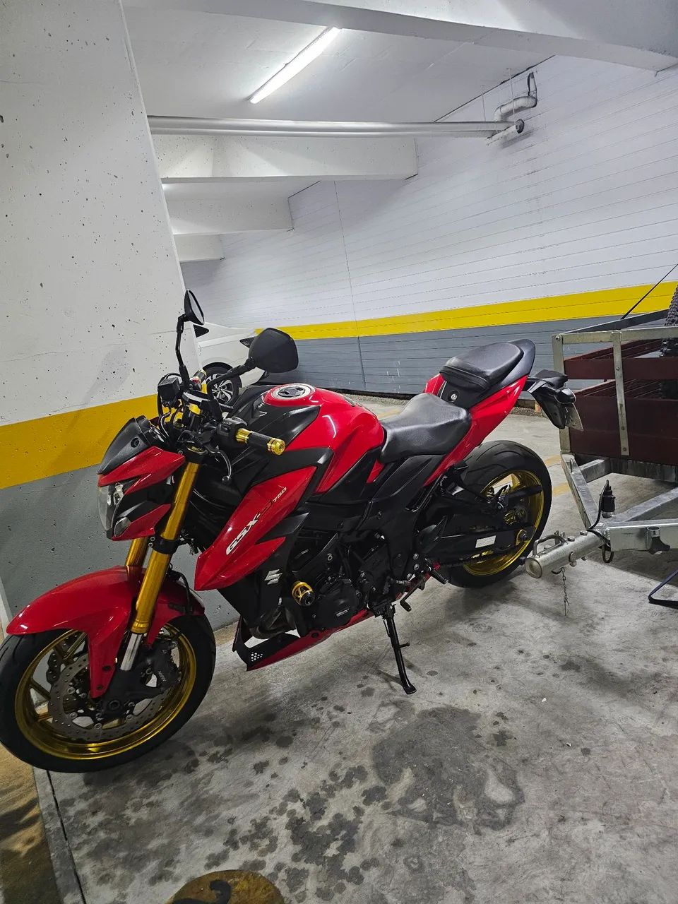 GSX-S - Foto 3