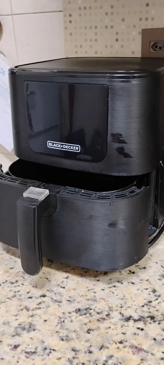 Fritadeira Air Fryer Black + Decker AFD7Q - Foto 5