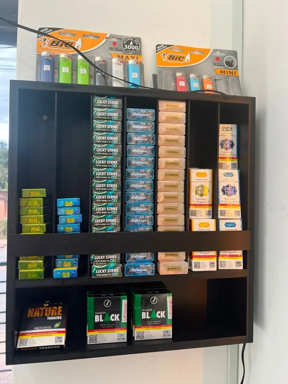 EXPOSITOR DE CIGARRO E ESSENCIA 
