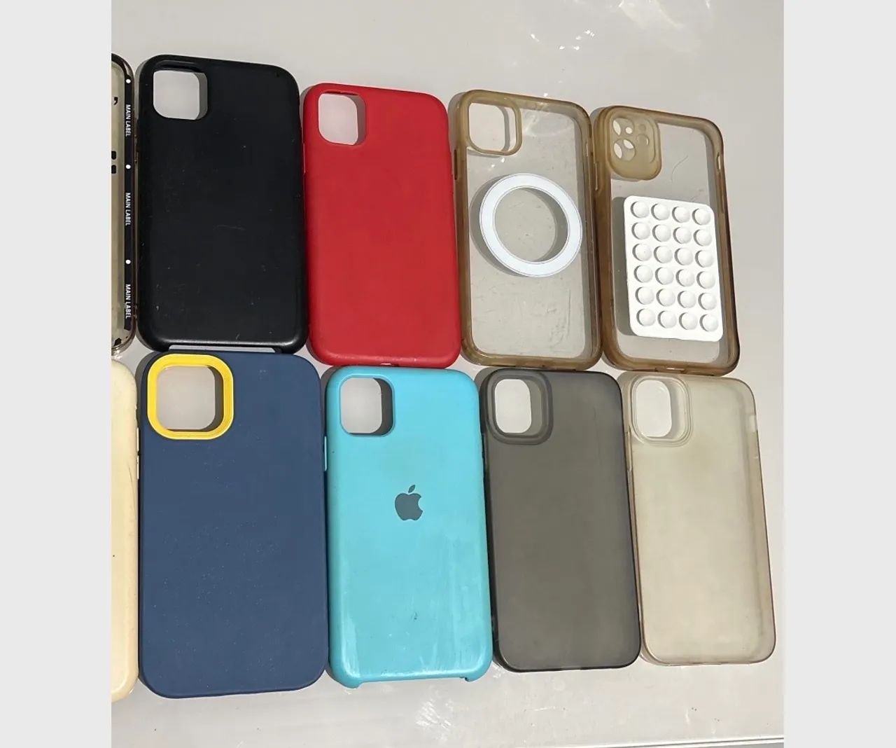 14 capinhas iphone 11