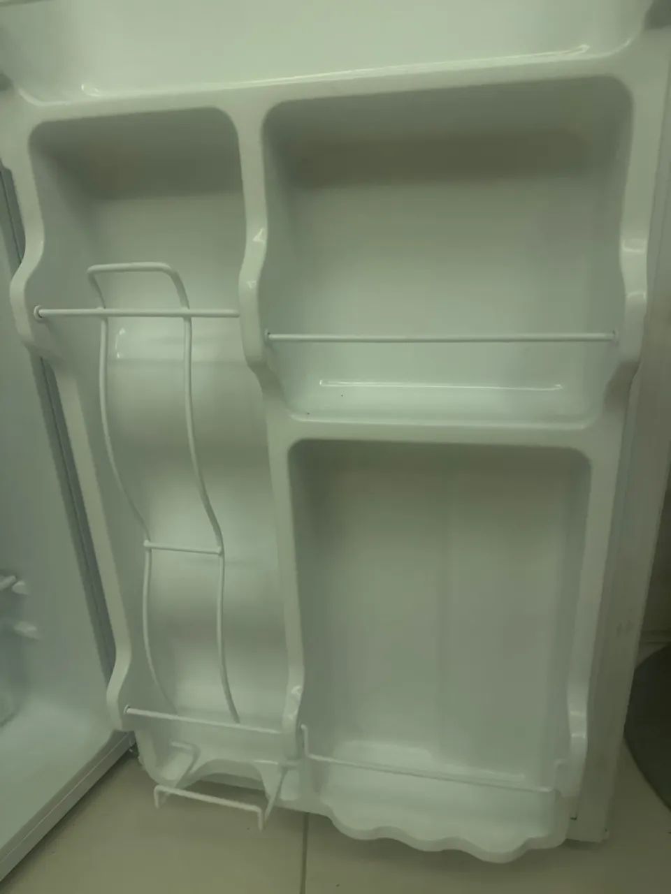 Frigobar muito novo  - Foto 4