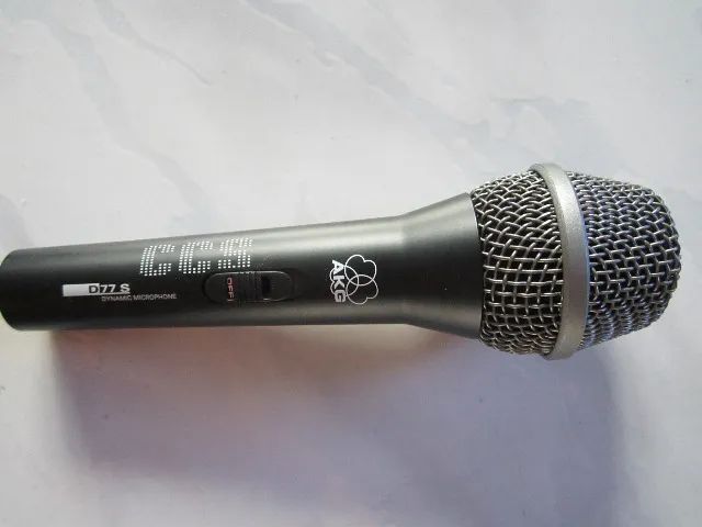 microfone akg acoustics d77 s/xlr