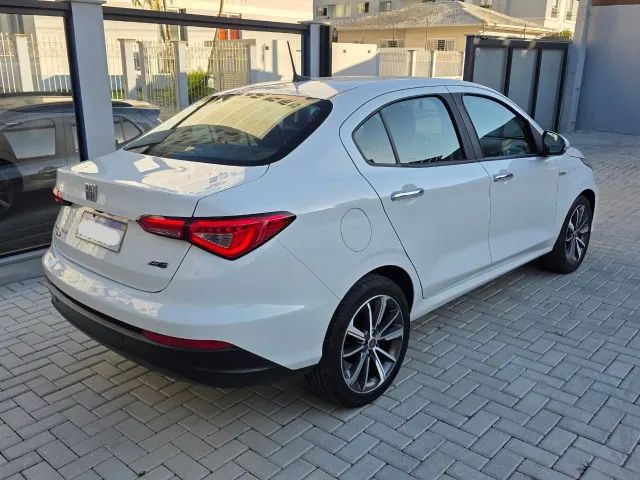 Fiat Cronos Precision 1.8 16V Flex Aut. 2019 - Foto 4