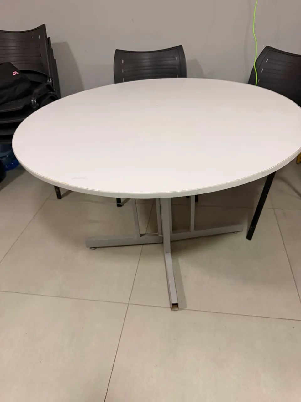 Mesa Redonda Escritório 