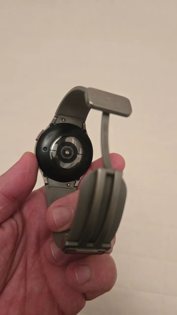 Galaxy watch 5 pro - titânio & safira  - Foto 4