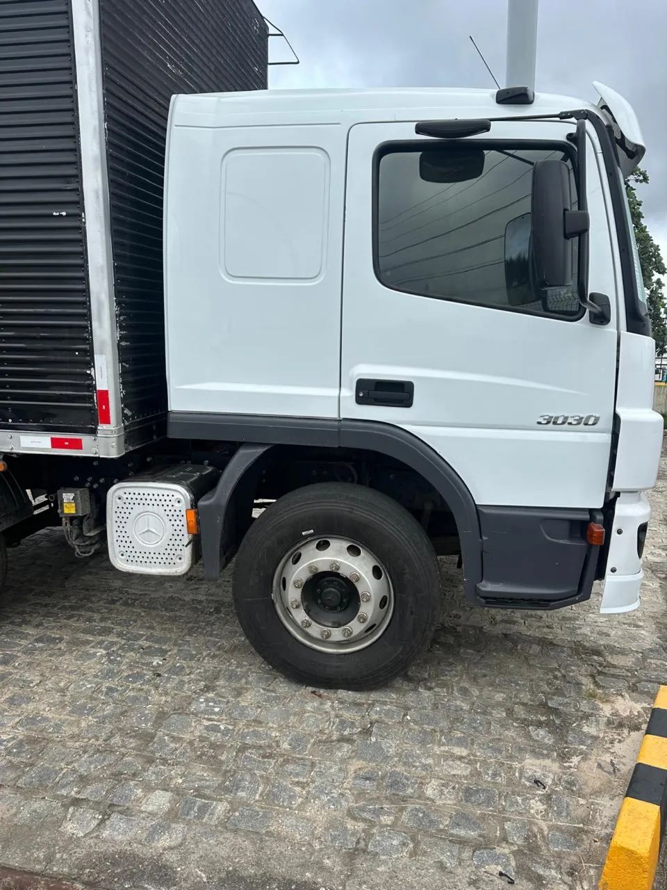 Vendo Atego 3030 2021 - Foto 3