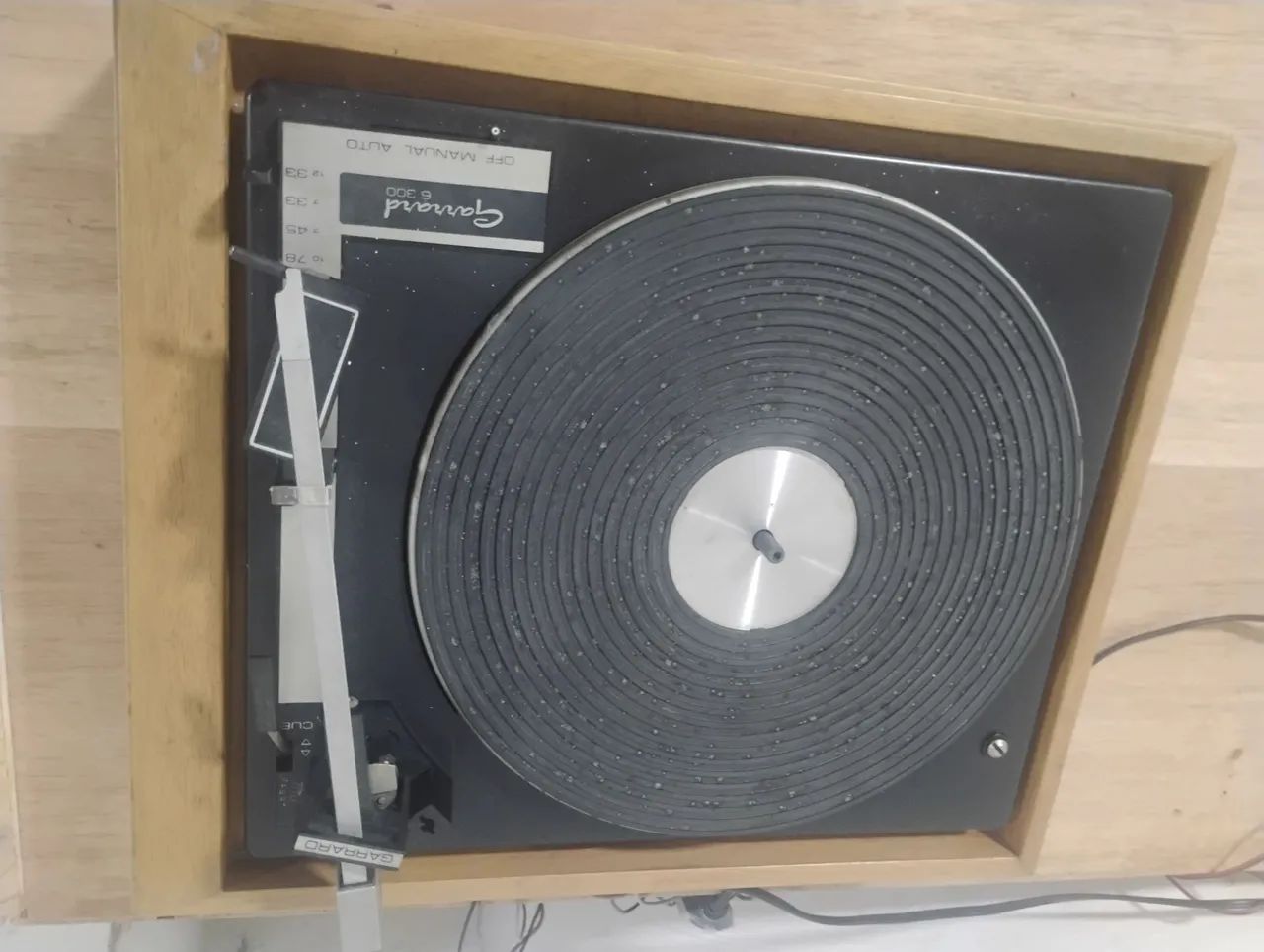 Toca disco Gradiente Garrard 6 300 - Foto 4