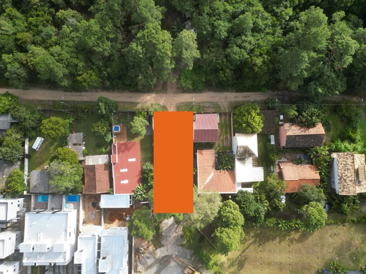 Vendo terreno no Rio Vermelho com trilha para praia - Foto 2
