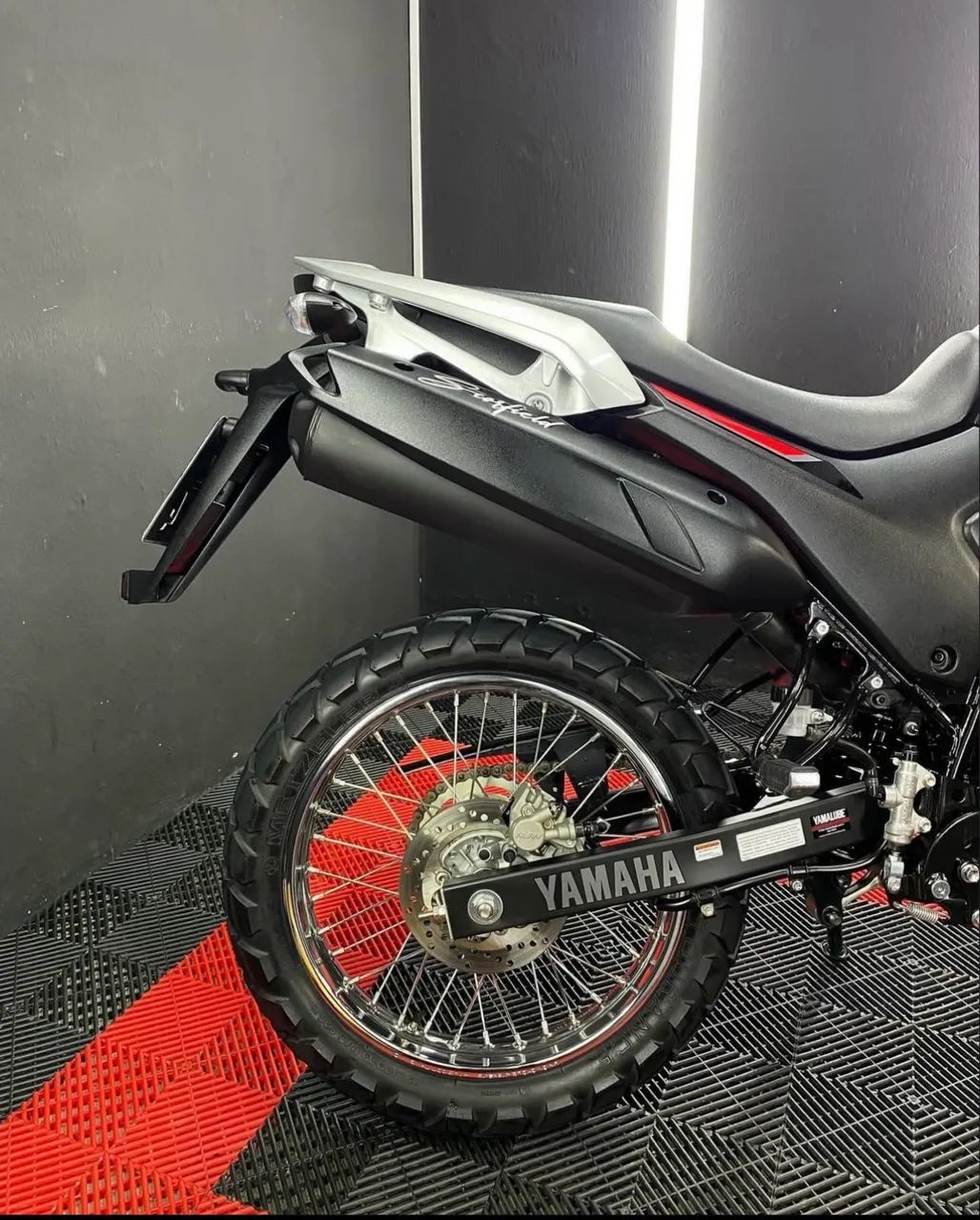 VENDO Yamaha XTZ 250 Lander 2024  - Foto 4