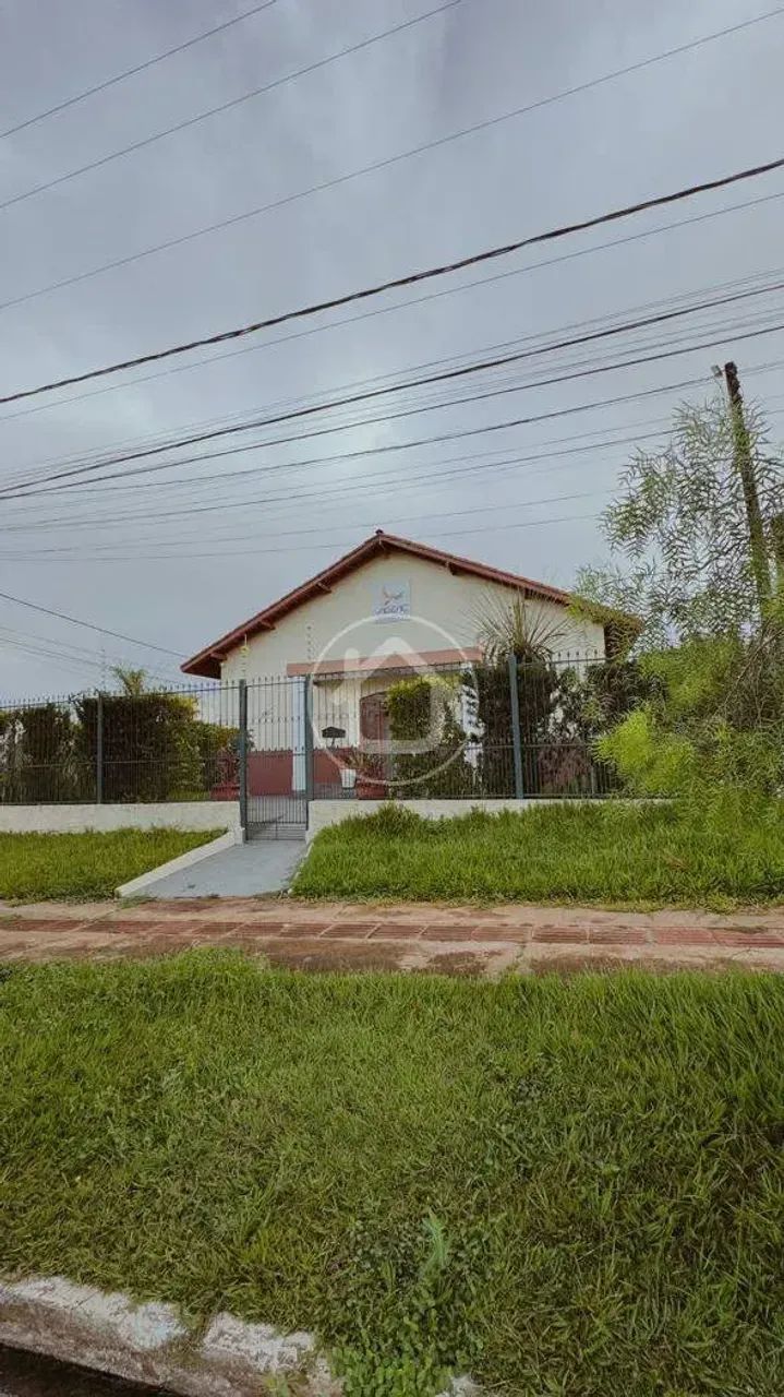 CASA TERREA COM SOBRA DE TERRENO
