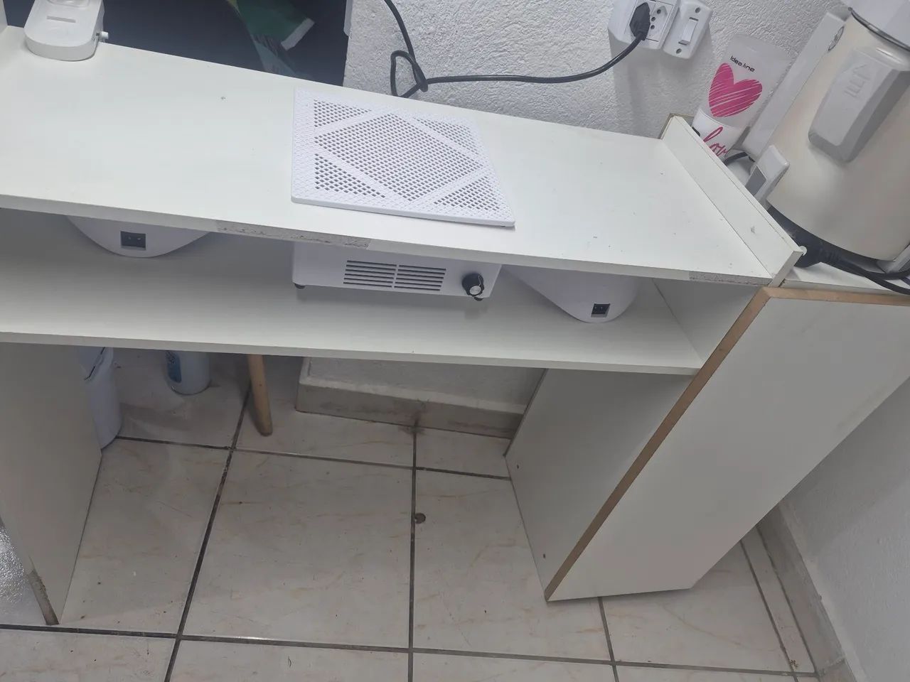 MESA COM COLETOR DE PÓ IMBUTIDO - Foto 2