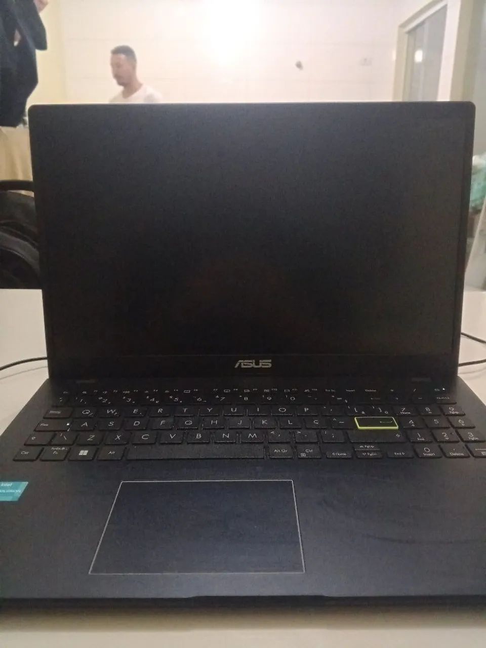 Notebook assus novo