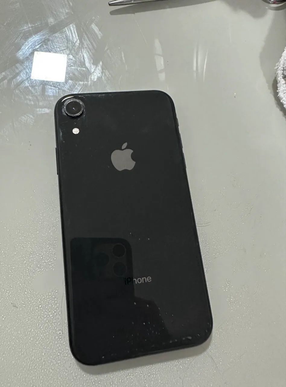 Vendo iPhone XR  - Foto 2