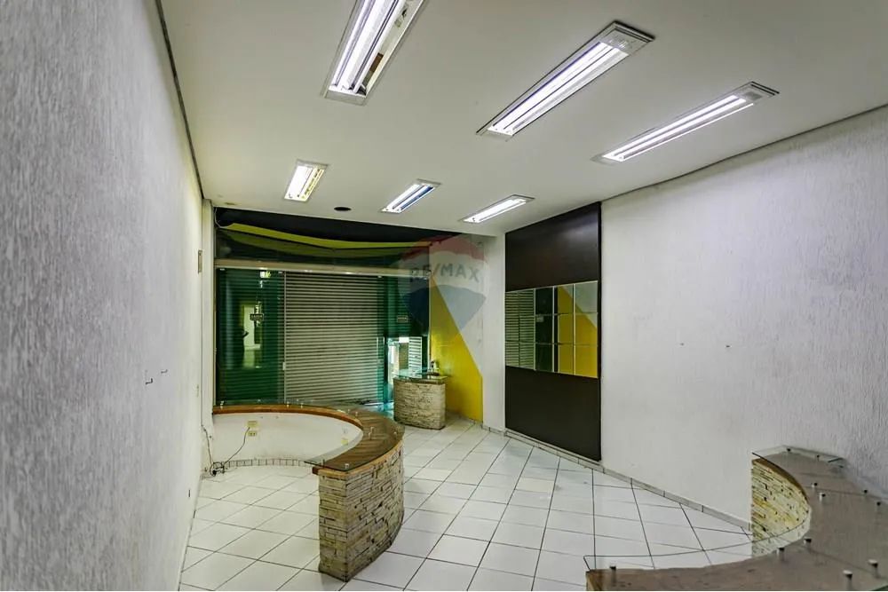 Prédio Comercial Amplo e Bem Localizado para Locação no Centro de Mogi das Cruzes! - Foto 3