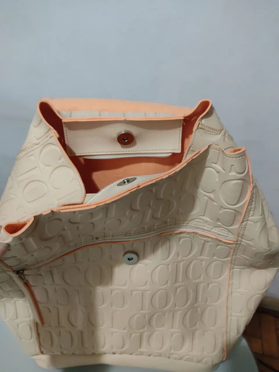 Mochila / bolsa colcci branca e rosa - Foto 2