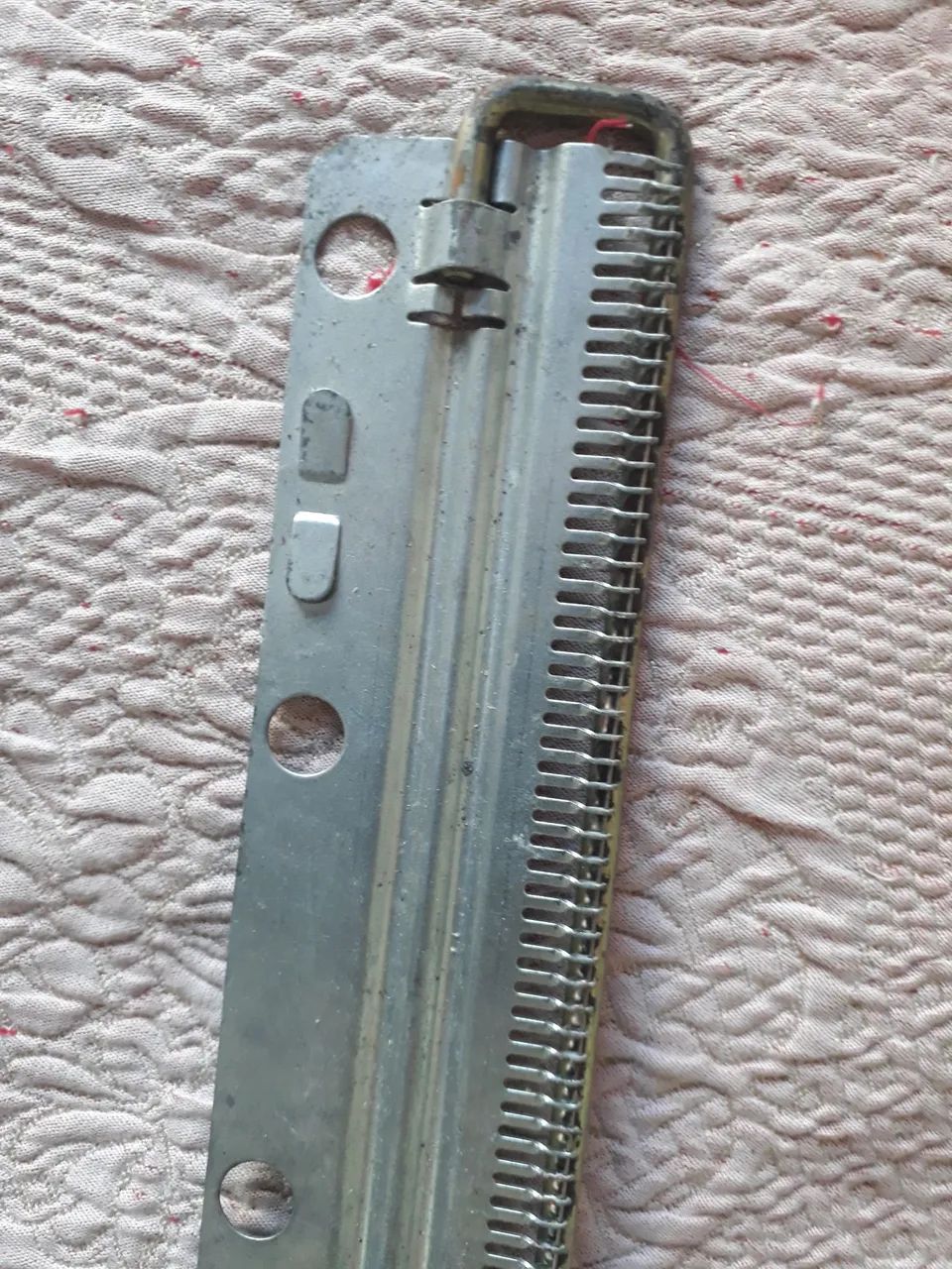 Peça máquina de tricô  - Foto 3