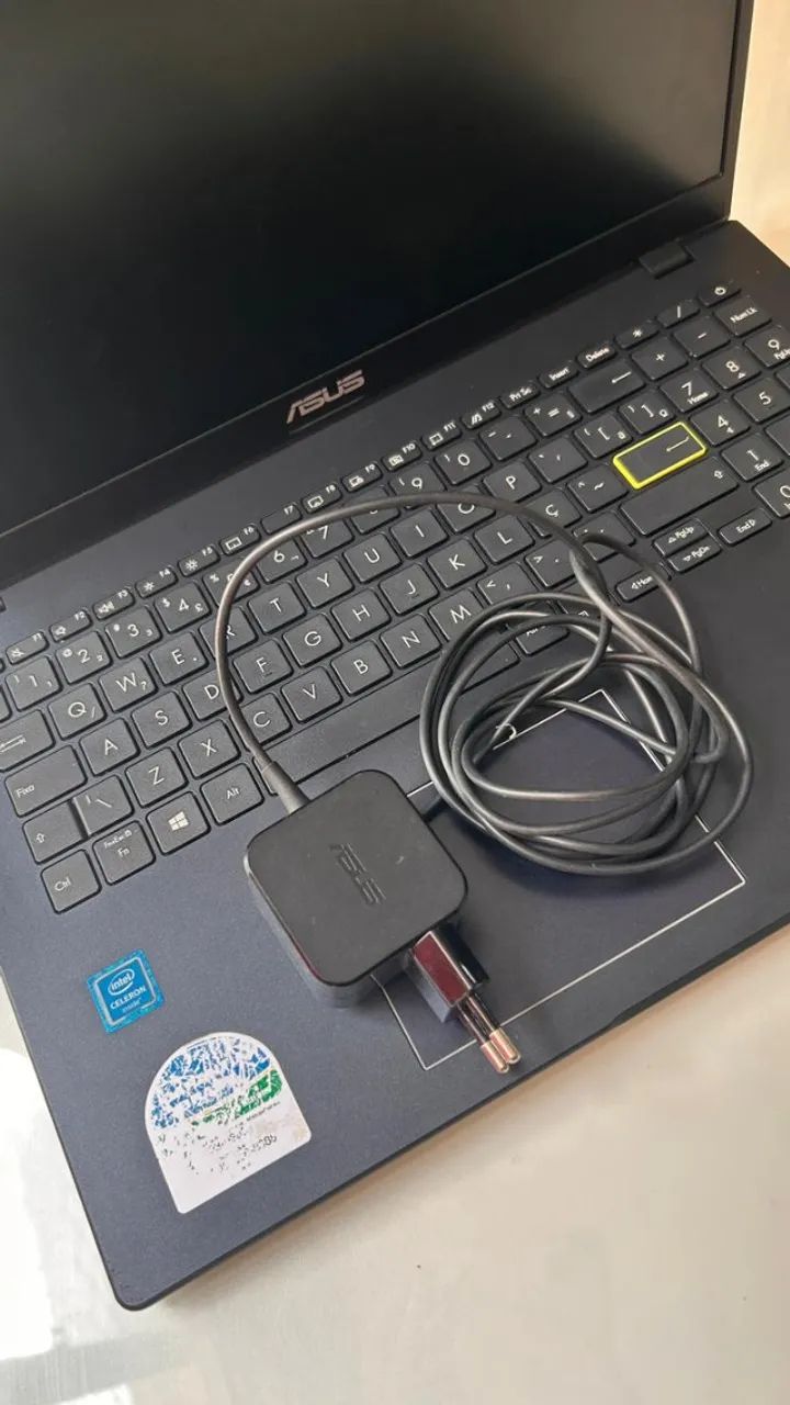 Notebook ASUS - Foto 2