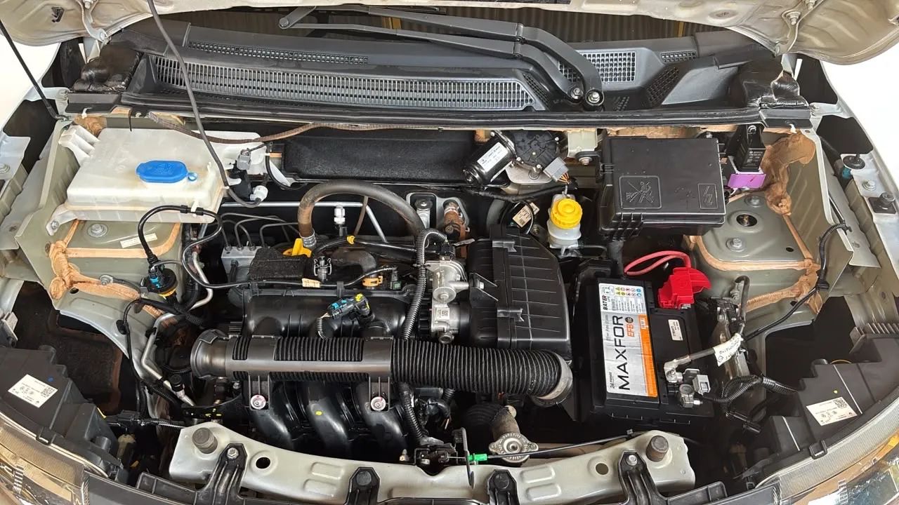 Renault Kwid Zen 1.0 Flex 12V 5P Mec. 2023 - Foto 4