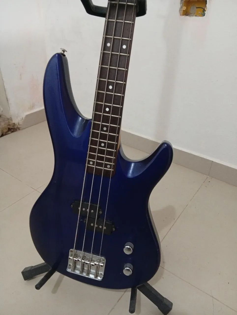 Contrabaixo samick