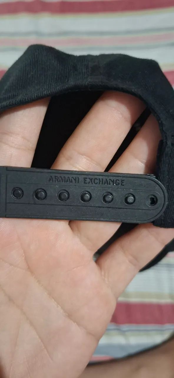 Boné Armani Exchange Hologram Rainbow Original - Preto - Foto 2