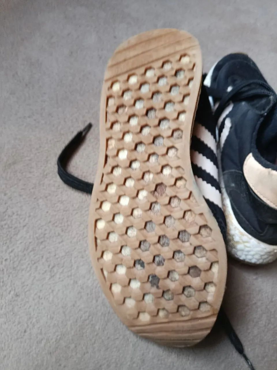 Tênis Adidas  - Foto 4