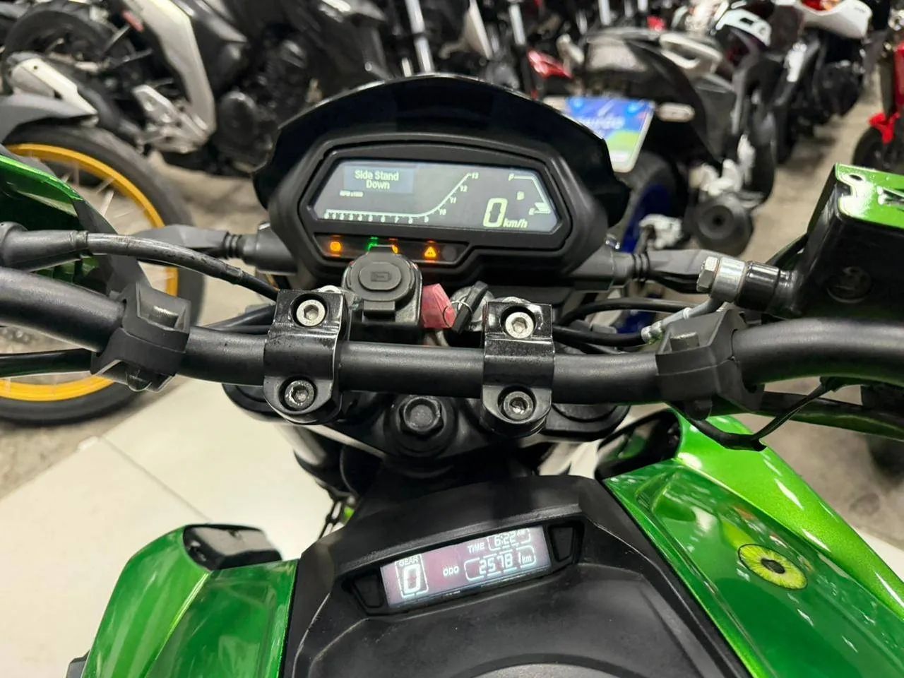 BAJAJ DOMINAR 400 - Foto 4