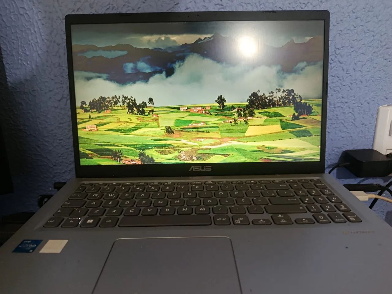 Notebook Asus vivobook i5 8 ram
