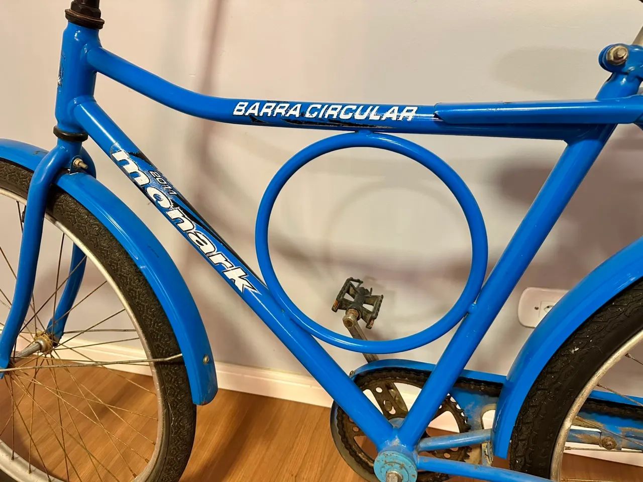 Bicicleta Monark 2011 Barra circular  - Foto 4