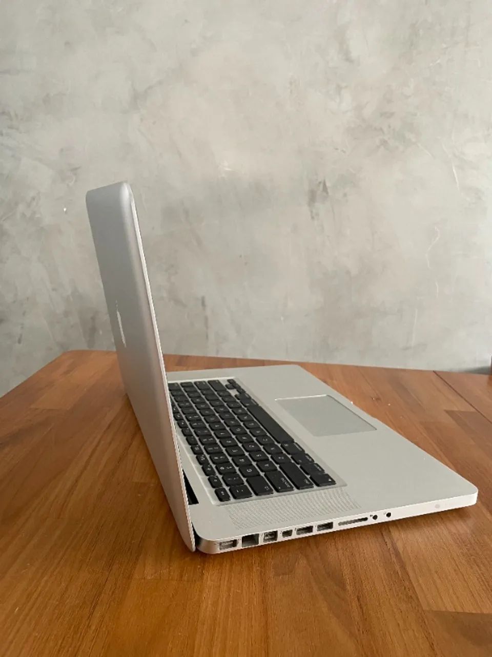 Macbook PRO 15 polegadas 6GB Intel i7 | BRINDE Mouse gamer - Foto 3