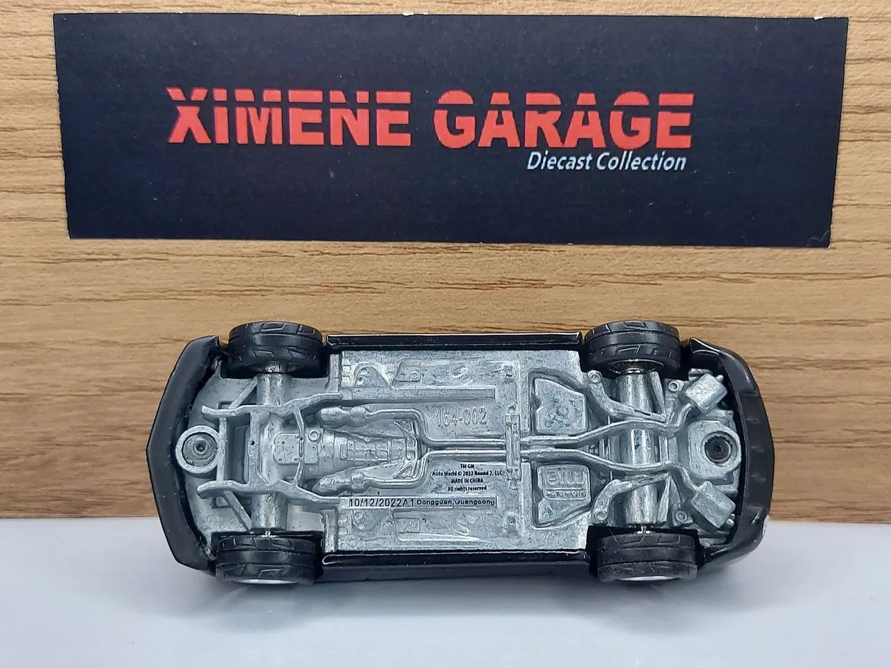 Miniatura Camaro Autoworld 1:64 - Foto 5