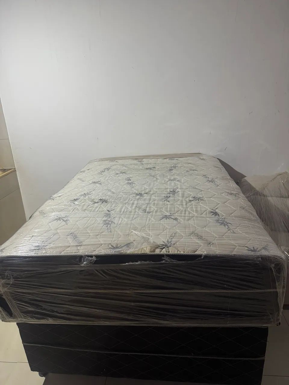 Vendo cama de casal