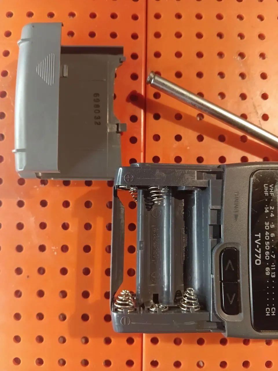 Minitv Casio TV-770  (NO ESTADO) - Foto 4