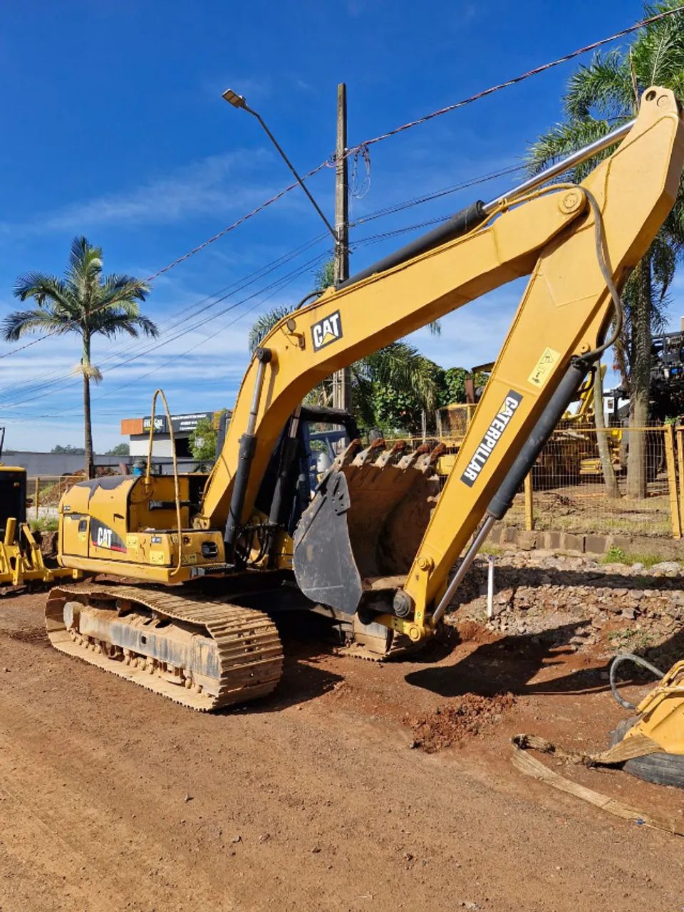 Escavadeira Caterpillar 312 ano 2007  - Foto 5