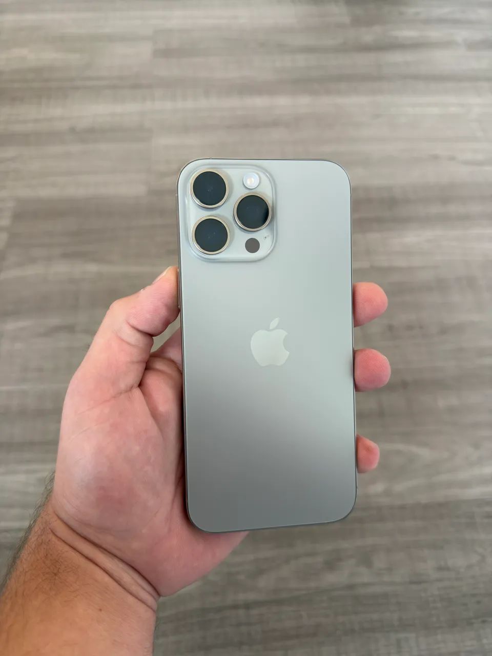 iPhone 16 Pro Max 256gb Natural  - Foto 2