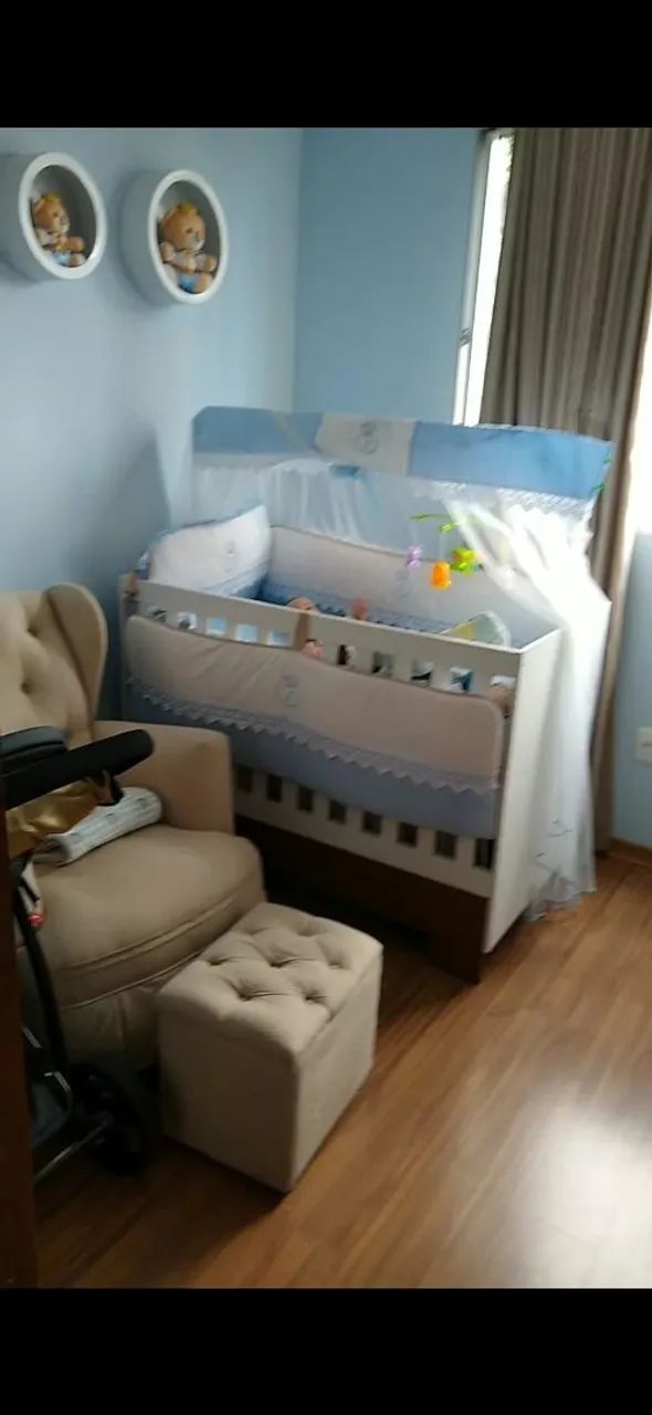 Lindo berço que vira mini cama branco e amadeirado - Foto 2