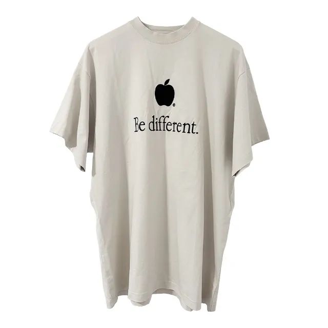 Camiseta Balenciaga "Be Different" Apple