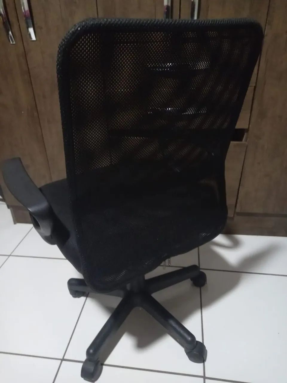 Vendo cadeira semi.nova - Foto 3