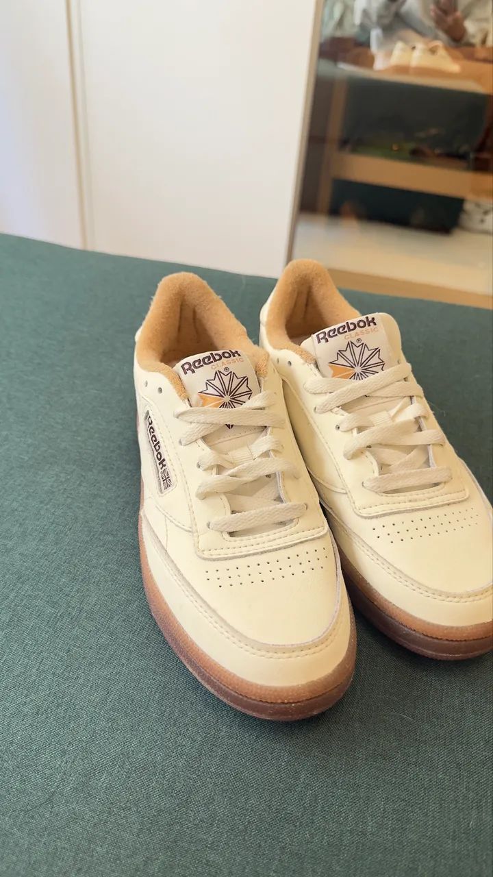TÊNIS REEBOK CLASSIC BEGE 36 - Foto 5