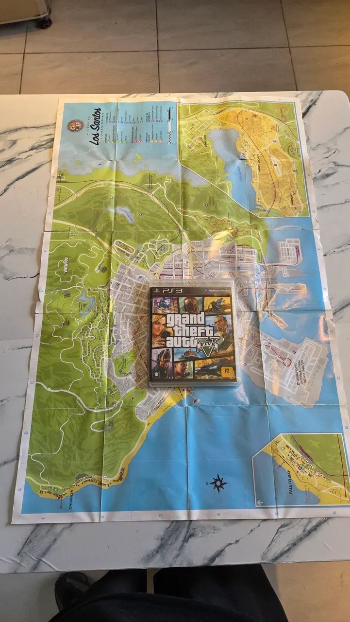 GTA V PS3 - Completo com Mapa e Manual