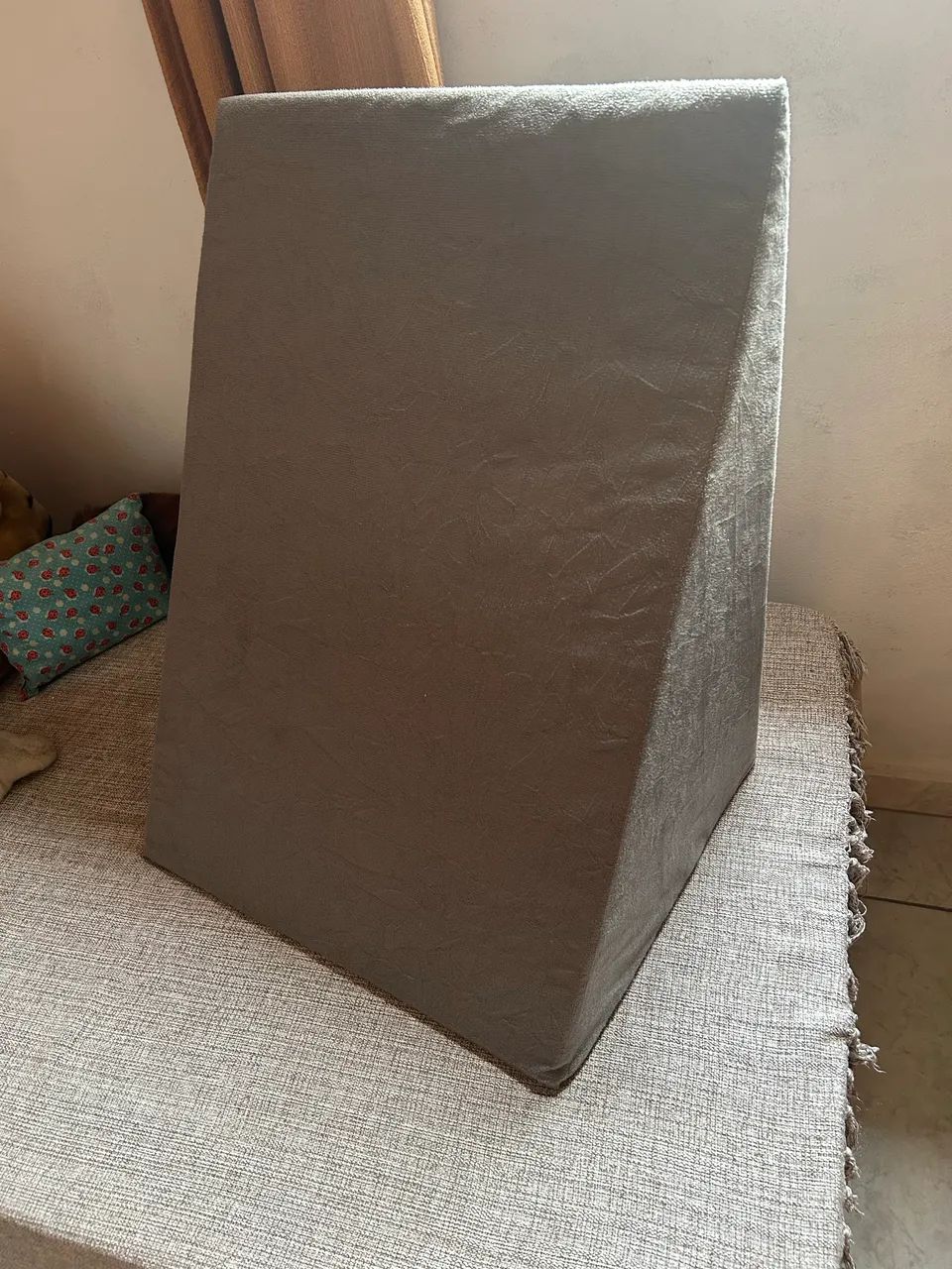 Almofada rígida para encosto - Foto 3