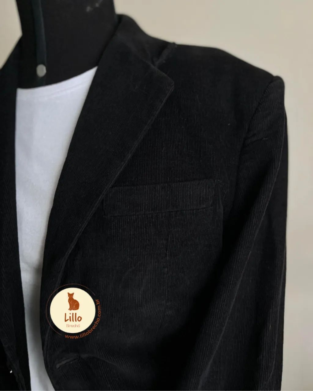 Blazer Oversized em Veludo Cotelê Preto - AT - Foto 3