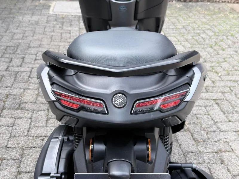 YAMAHA NMAX 160 2025 - Foto 3