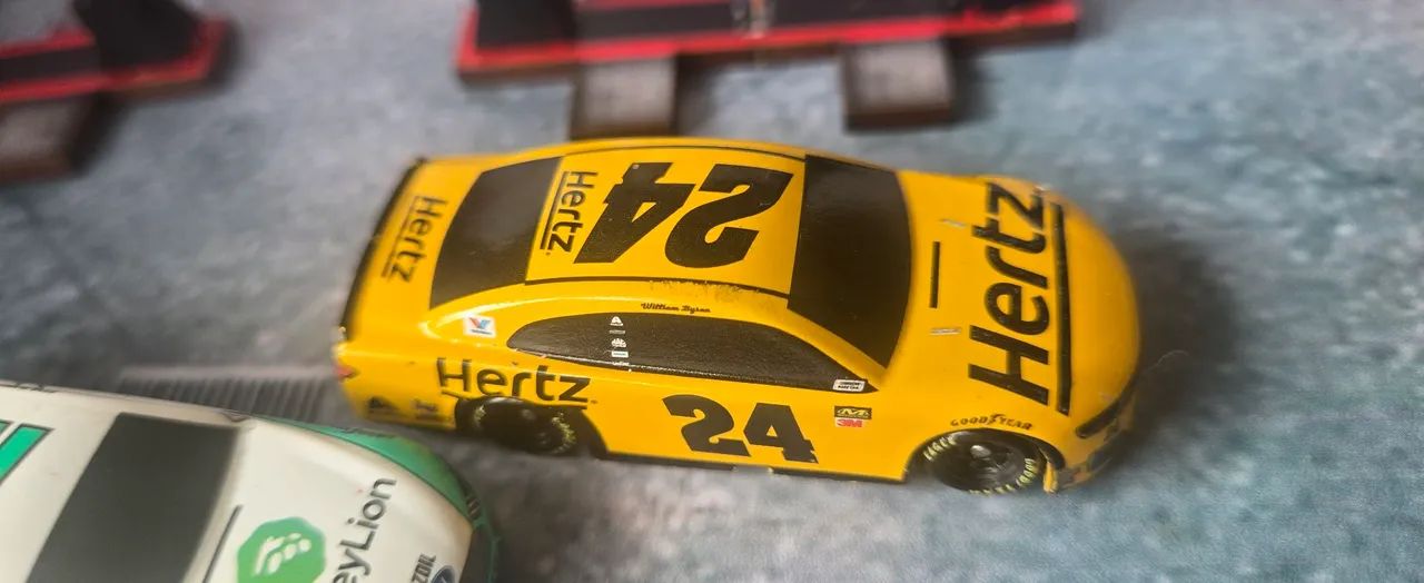 lote 3 miniaturas nascar 1/87 authentics 2019 - Foto 3