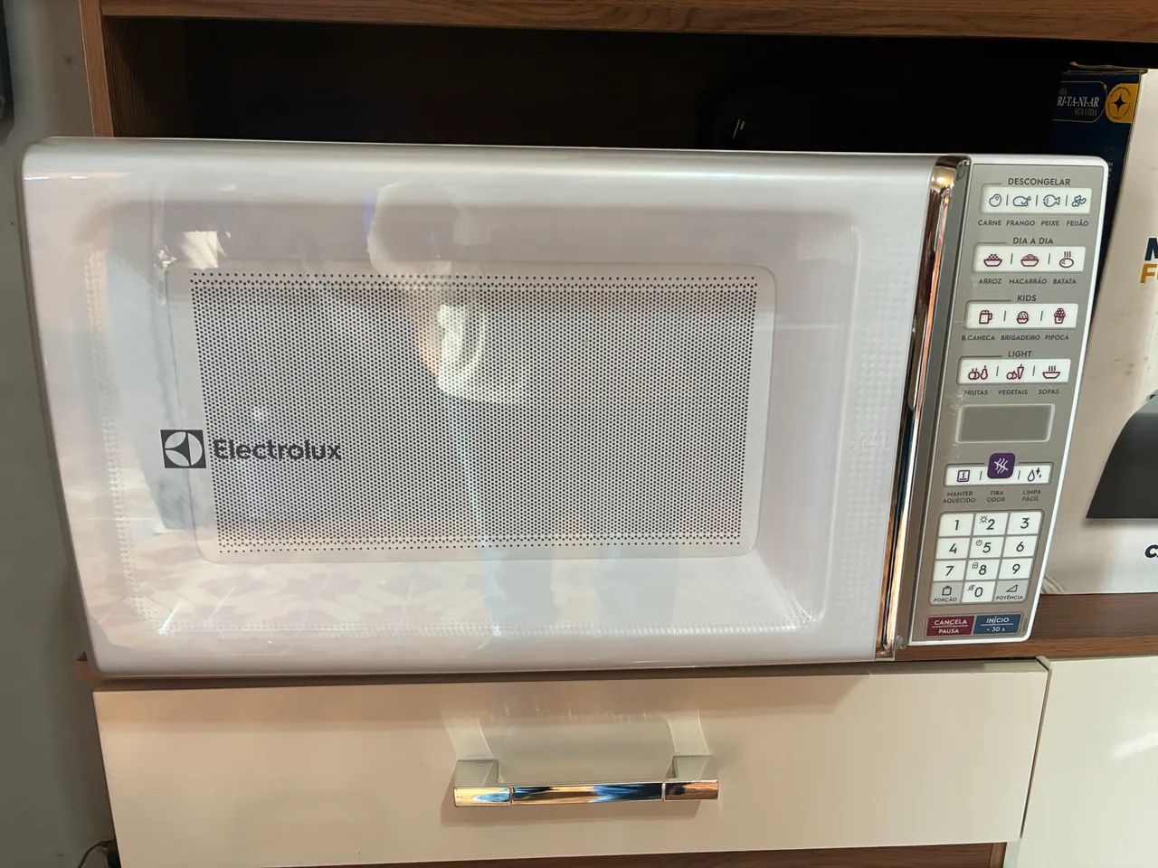 Microondas Eletrolux - Foto 2