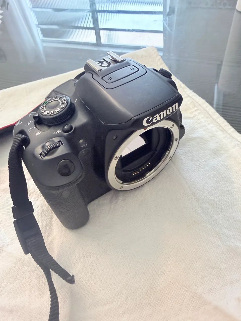 Canon EOS Rebel T5i (T51) - Excelente Estado - Foto 3