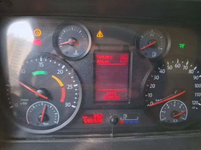 vw constellation 25390 2014 6x2 - Foto 3