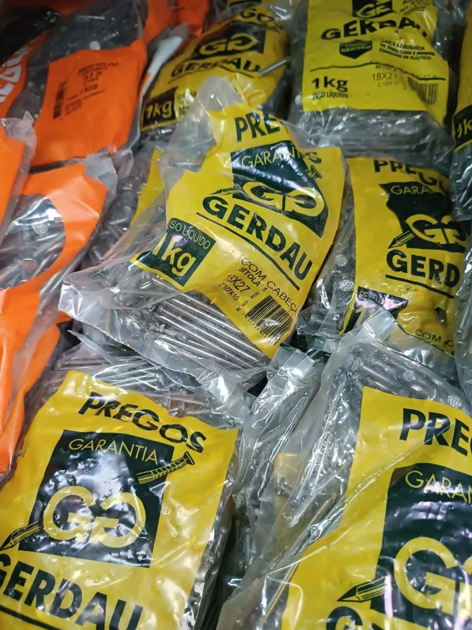 Pregos com cabeça pacote com 1 kilo - Foto 3