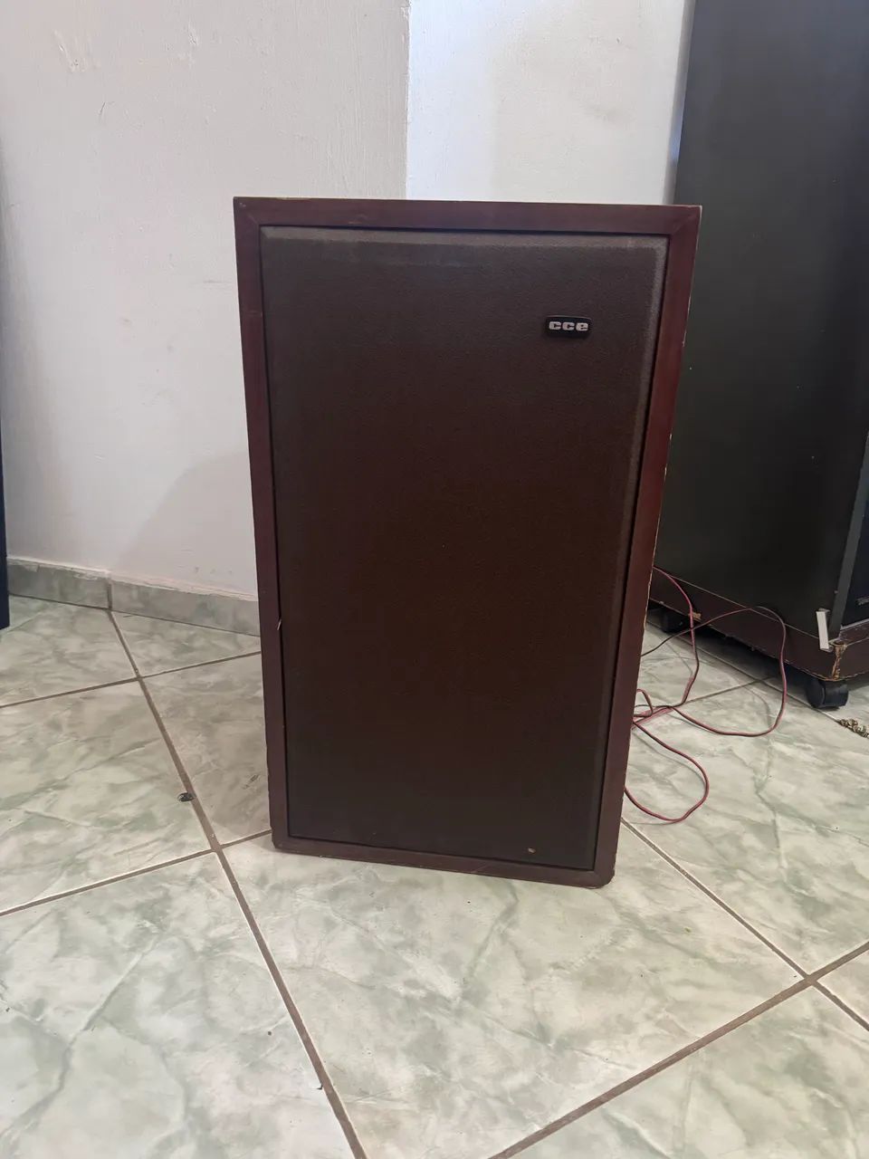 1 caixa de som cce cl 66 funcionando perfeitamente  - Foto 2
