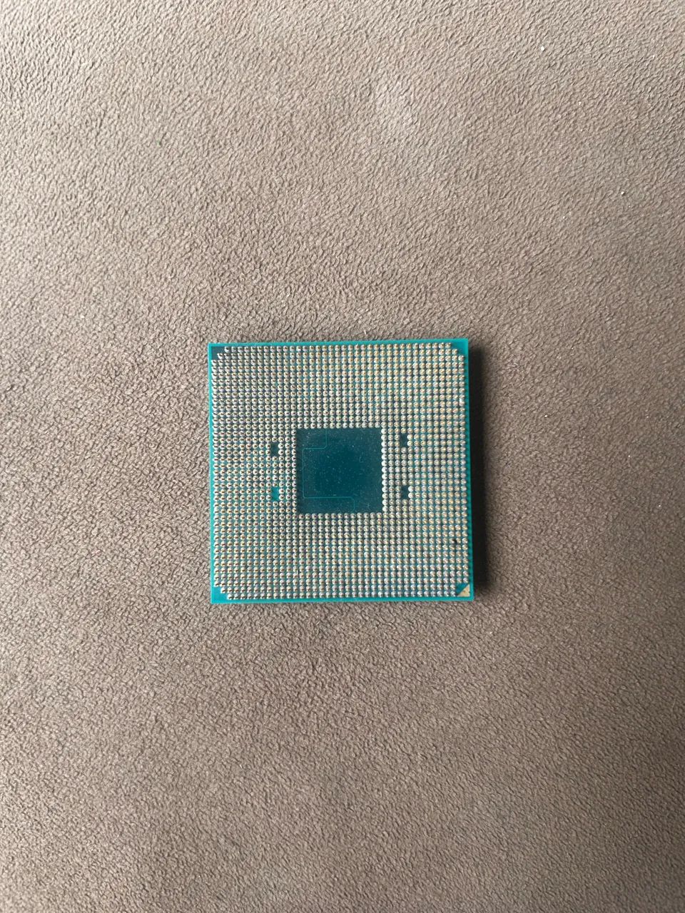 Ryzen 3 2200G - Foto 2