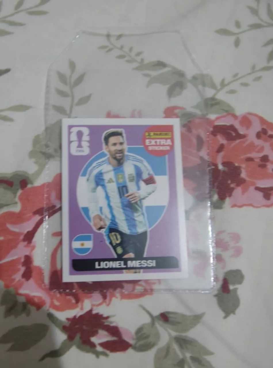 3 Figurinhas extras da copa 2026, Hakimi de ouro, Messi roxa e Mbappe prata